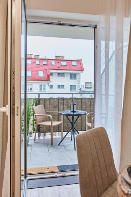 Golden Hour Apartments- Plac Slowianski 26 Świnoujście Extérieur photo