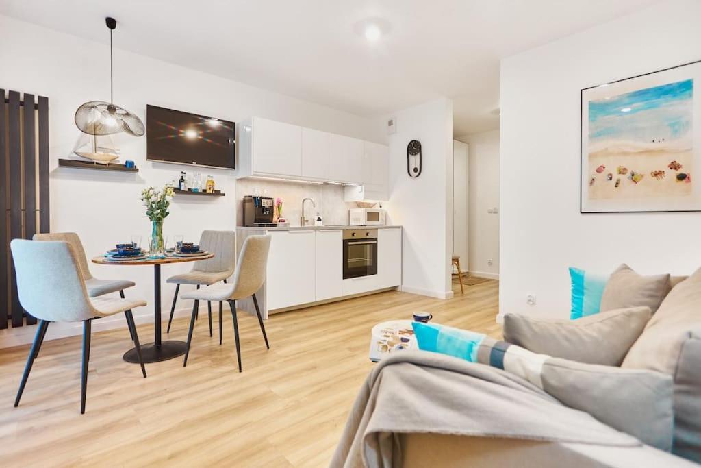Golden Hour Apartments- Plac Slowianski 26 Świnoujście Extérieur photo